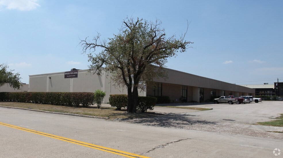 Primary Photo Of 1737 Stebbins Dr, Houston Flex For Sale