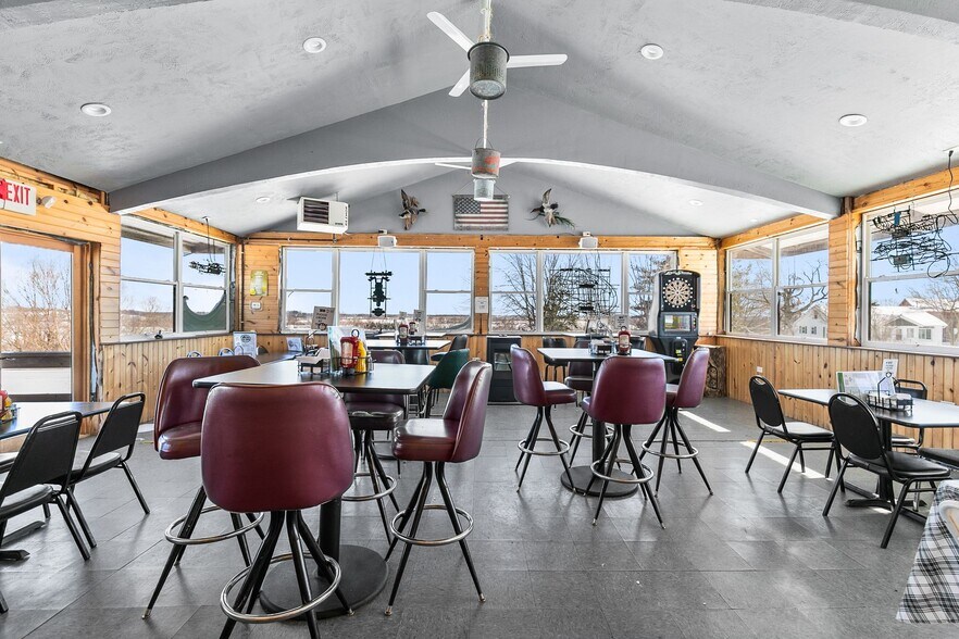 More Photos Of 8826 Grams Rd, Ripon Restaurant For Sale