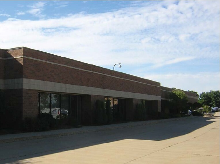 More Photos Of 1549 Boettler Rd, Uniontown Office For Lease