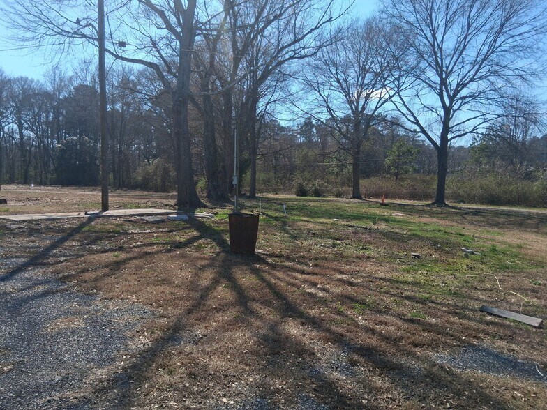 More Photos Of 10235 Veterans Memorial Hwy, Lithia Springs Land For Sale