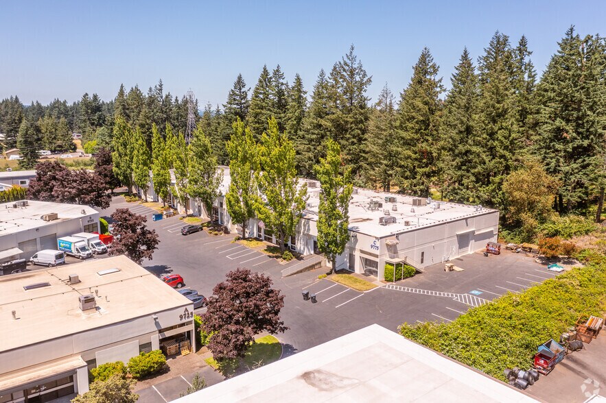 More Photos Of 9775 SW Commerce Cir, Wilsonville Warehouse For Sale