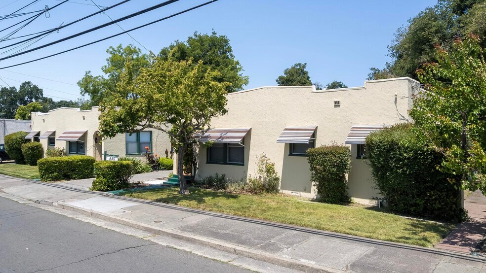 More Photos Of 823-825 Wheeler St, Santa Rosa Apartments For Sale