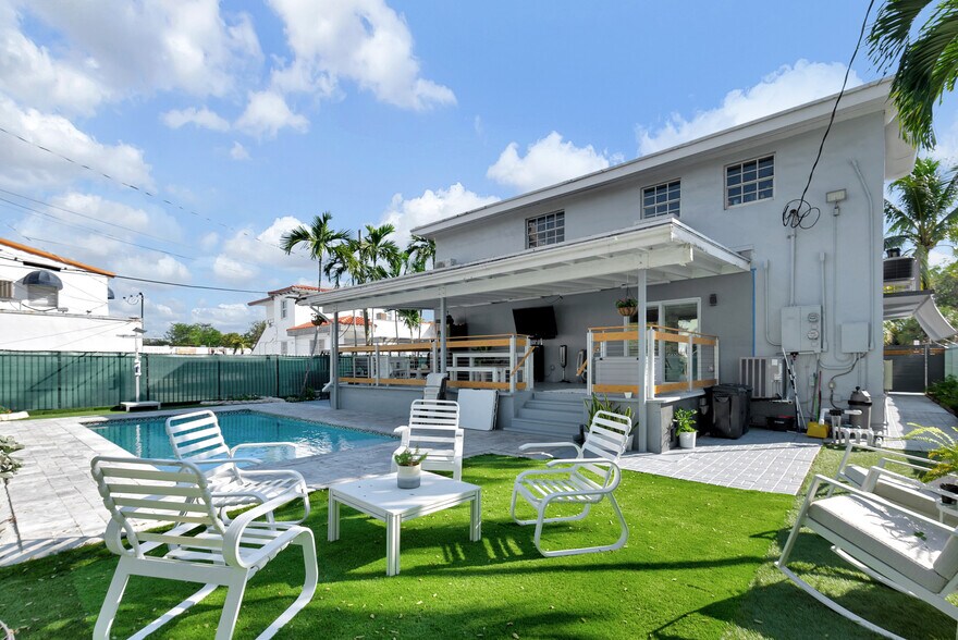 More Photos Of 3711 SW 27th Ter, Miami Specialty For Sale