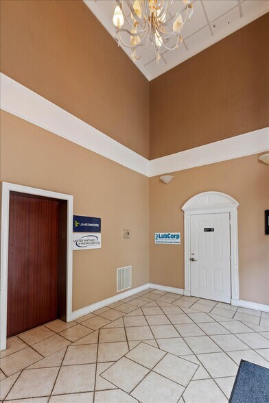 More Photos Of 2477 Tim Gamble Pl, Tallahassee Medical For Sale