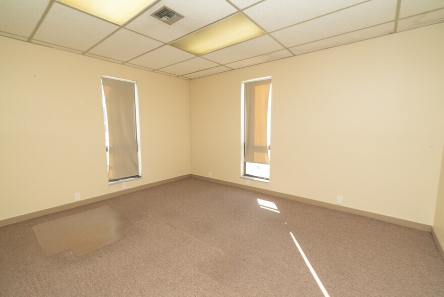 More Photos Of , Fort Lauderdale Office For Sale