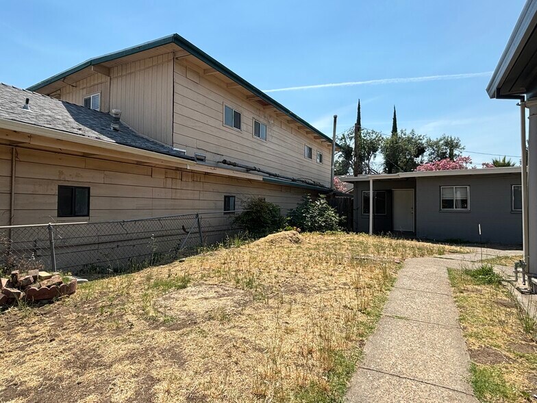 More Photos Of 409 Washington Blvd, Roseville Apartments For Sale