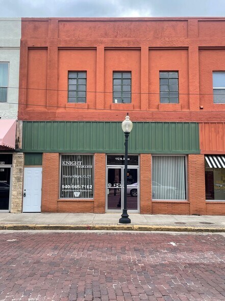 More Photos Of 112 N Dixon St, Gainesville Loft Creative Space For Lease
