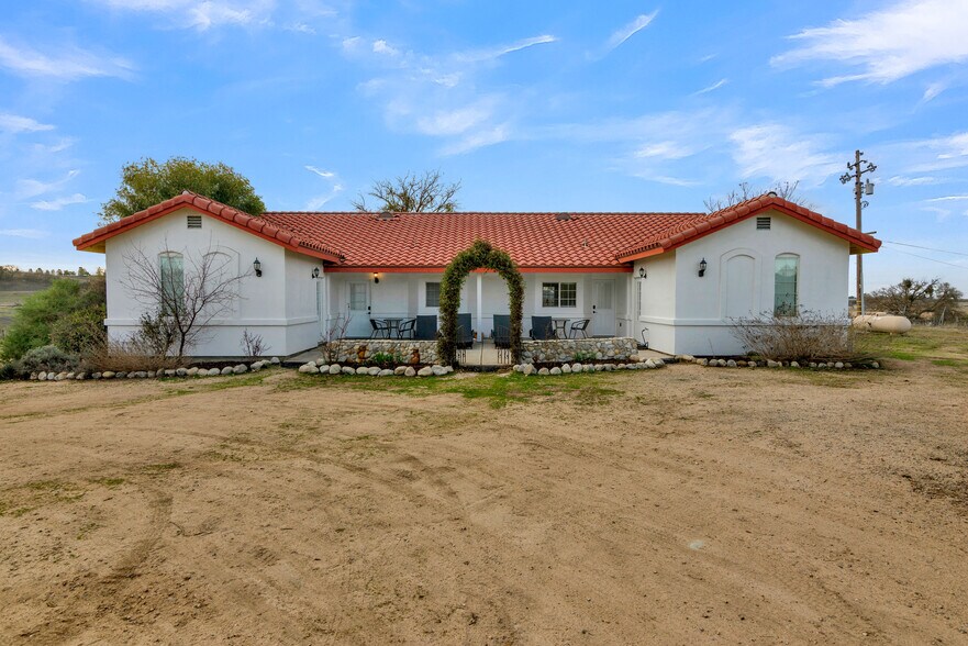 More Photos Of 4295 Union Rd, Paso Robles Winery Vineyard For Sale