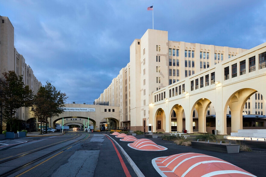 More Photos Of 140 58th St, Brooklyn Unknown For Lease