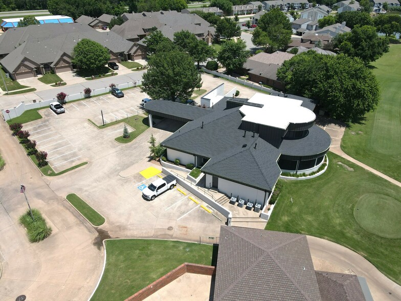 More Photos Of 3201 S Berry Rd, Norman Office Residential For Lease