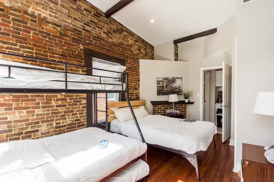 More Photos Of 370-372 Forest St, Columbus Apartments For Sale