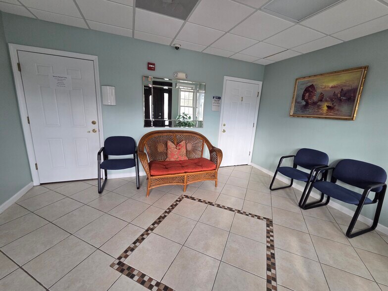 More Photos Of 551 Newman Springs Rd, Lincroft Office Residential For Lease