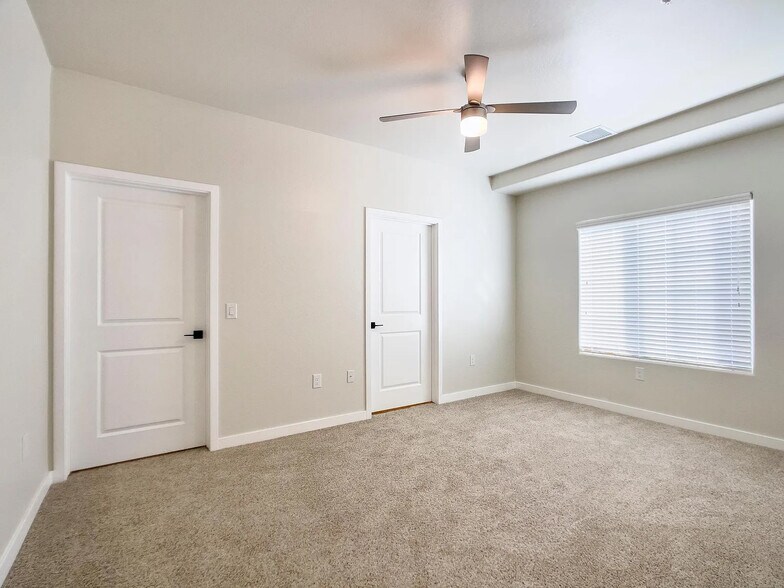 More Photos Of , Phoenix Multifamily For Sale