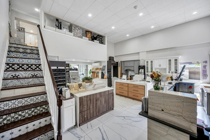 More Photos Of 1189 Montauk Hwy, Mastic Warehouse For Sale