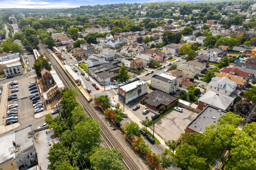 More Photos Of 159 Garretson Ave, Staten Island Storefront Retail Residential For Sale