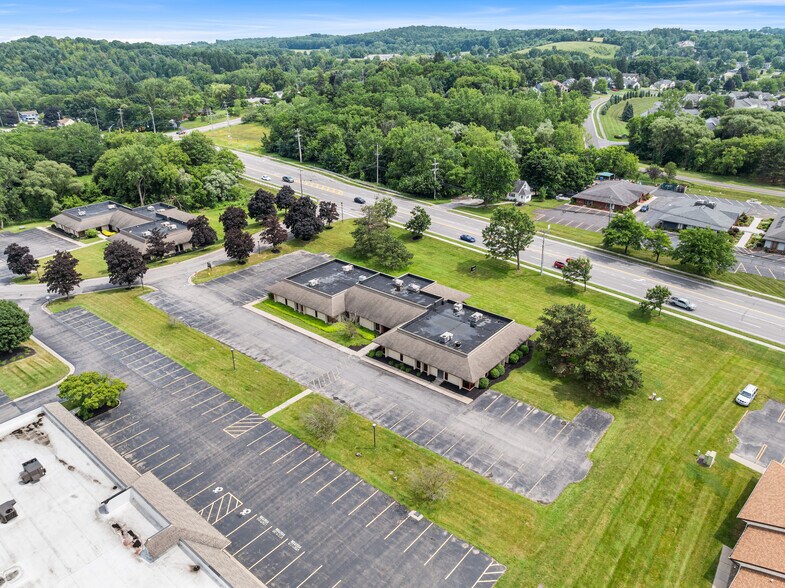 More Photos Of 100 Cross Keys Office Park, Fairport Unknown For Lease