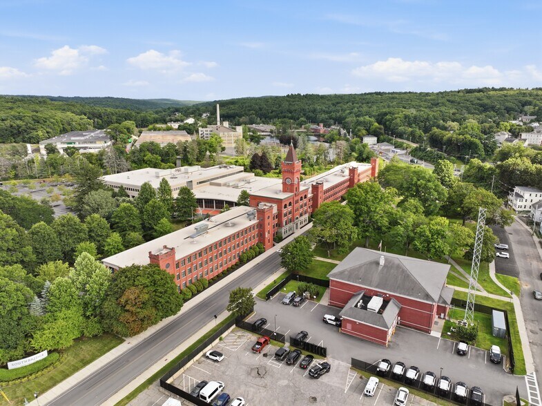 More Photos Of 14 Mechanic St, Southbridge Hotel For Sale