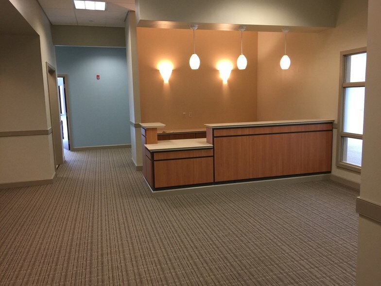 More Photos Of 1300 N Grant Ave, Wilmington Office For Sale