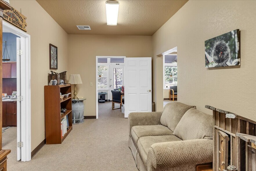 More Photos Of 22709 Twain Harte Dr, Twain Harte Office Residential For Sale