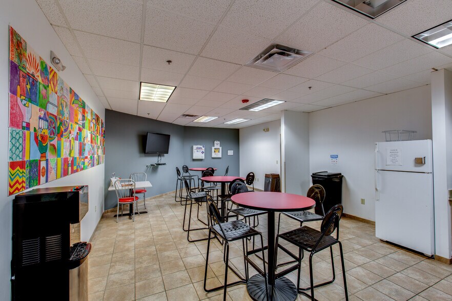 More Photos Of 5630 Ward Rd, Arvada Flex For Sale