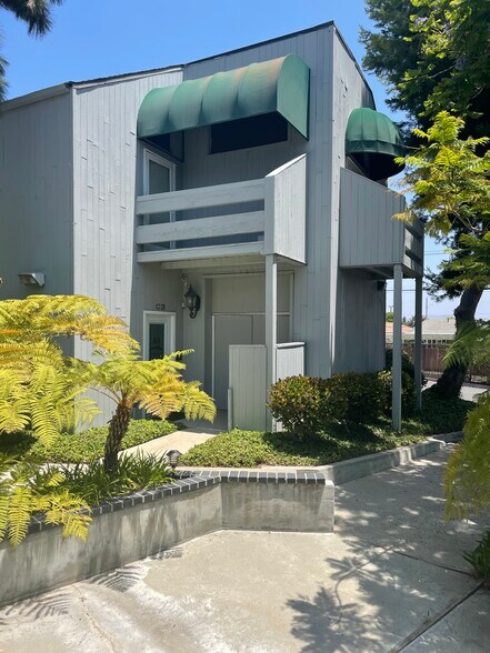 More Photos Of 760 Las Posas Rd, Camarillo Loft Creative Space For Sale