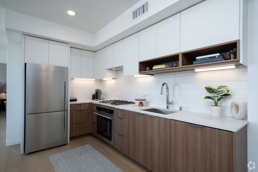 More Photos Of 1380 N California Blvd, Walnut Creek Apartments For Lease