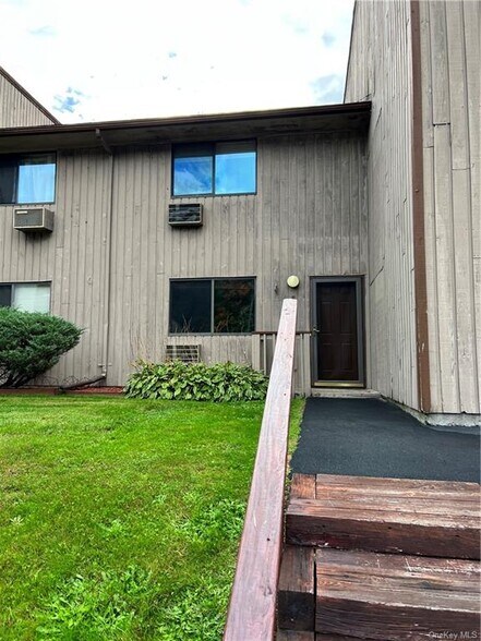 More Photos Of , Woodridge Multifamily For Sale