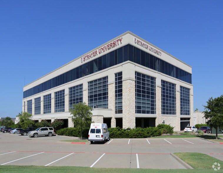 More Photos Of 610 Uptown Blvd, Cedar Hill Office For Sale