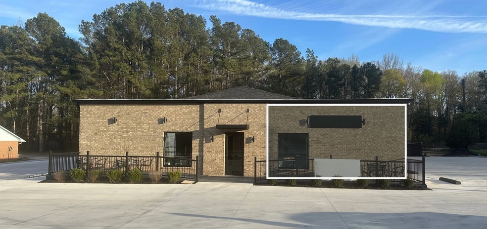 Primary Photo Of 306 E Butler Rd, Mauldin General Retail For Lease