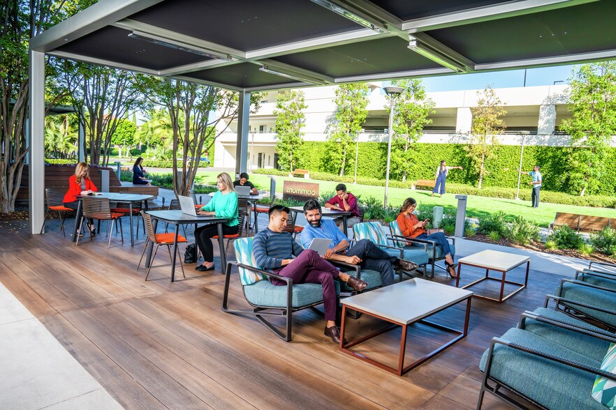More Photos Of 100 Spectrum Center Dr, Irvine Coworking Space