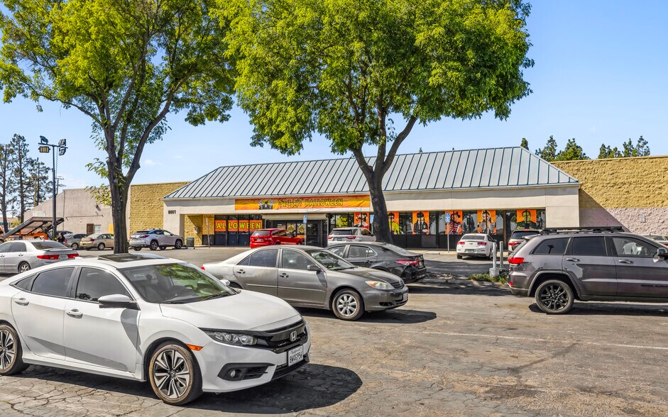 More Photos Of 8001 West Ln, Stockton General Retail For Lease