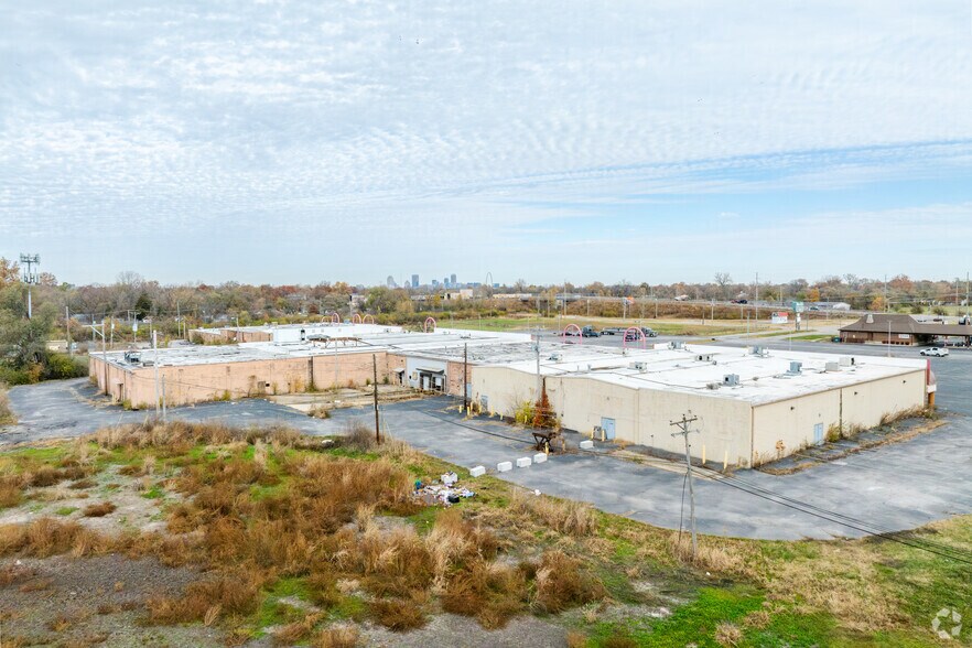 More Photos Of 1002-1100 Camp Jackson Rd, Cahokia General Retail For Sale