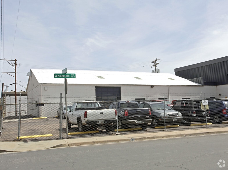 More Photos Of 3700-3744 S Kalamath St, Englewood Manufacturing For Sale