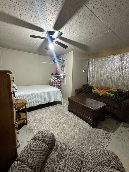 More Photos Of 465164 US-64 Hwy, Sallisaw General Retail For Sale