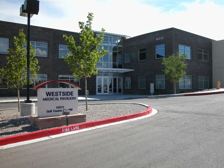 More Photos Of 10511 Golf Course Rd NW, Albuquerque Medical For Lease