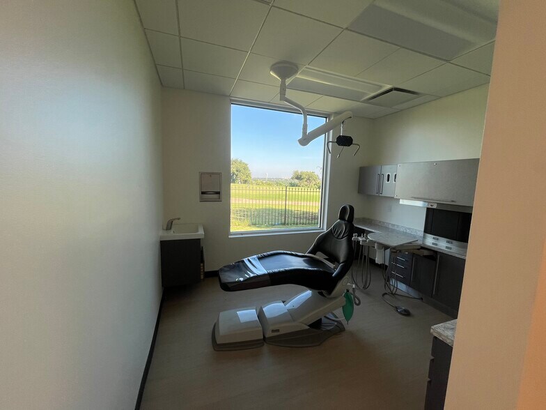 More Photos Of 15004 Avery Ranch Blvd, Austin Medical For Lease
