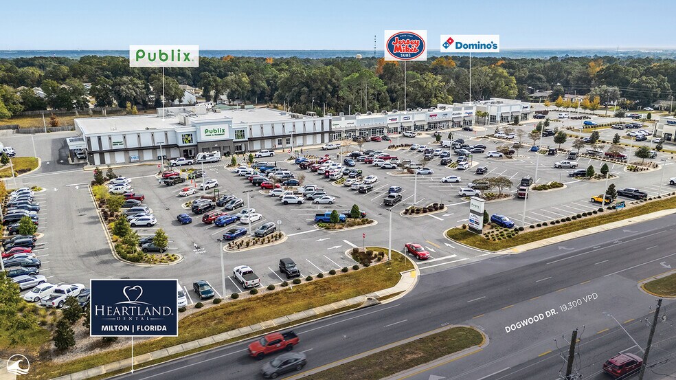 More Photos Of 5877 Dogwood Dr, Milton Freestanding For Sale