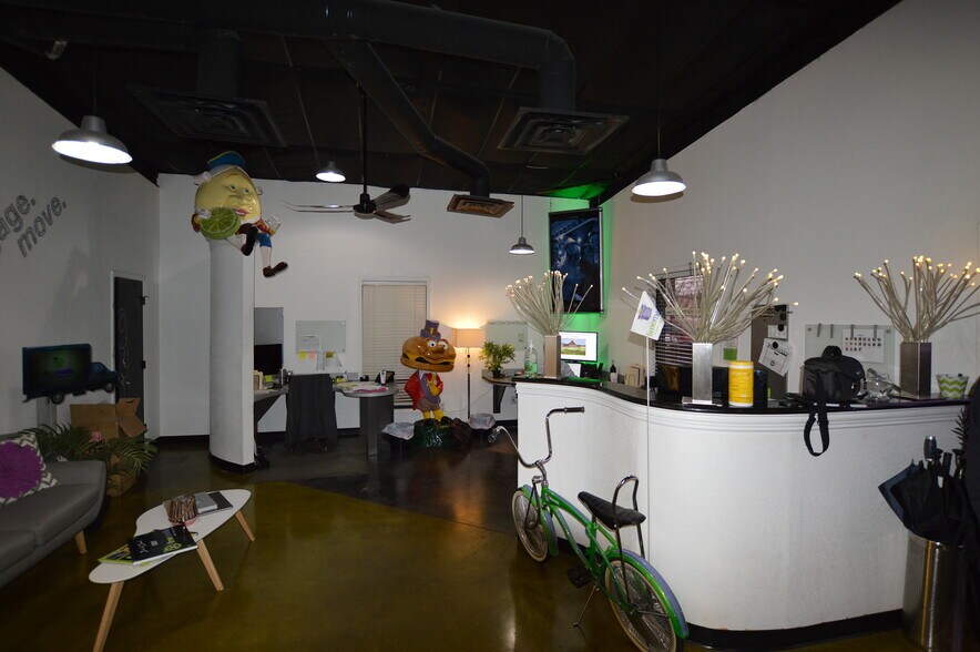 More Photos Of 4951 Grisham Dr, Rowlett Manufacturing For Lease