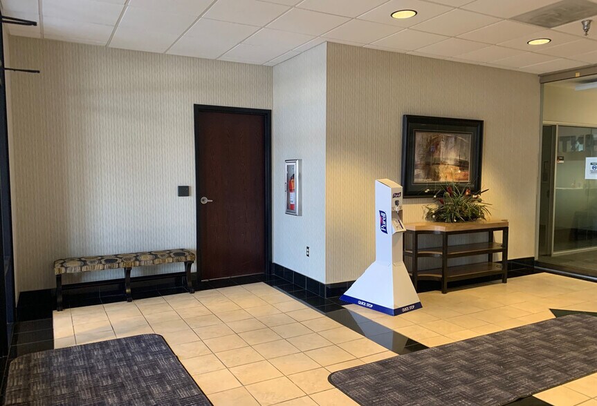 More Photos Of 7400 W 129th St, Overland Park Office For Sale