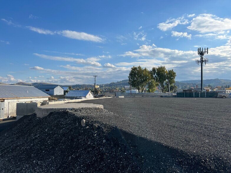 More Photos Of 215 Terminal Ave, The Dalles Land For Lease