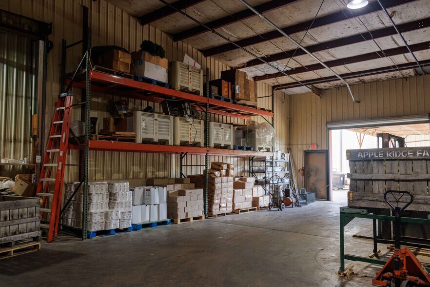 More Photos Of 63 Talona Spur Rd, Ellijay Freestanding For Sale