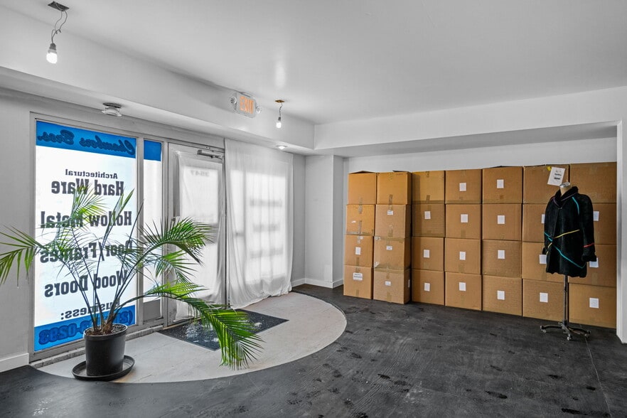 More Photos Of 3547 Kensington Ave, Philadelphia General Retail For Sale