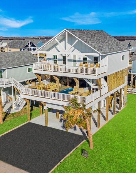 Primary Photo Of 1023 Victoria Lane, Gilchrist 77617, Bolivar Specialty For Sale