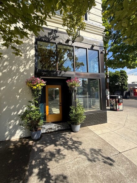 More Photos Of 8926-8928 N Lombard St, Portland Apartments For Lease