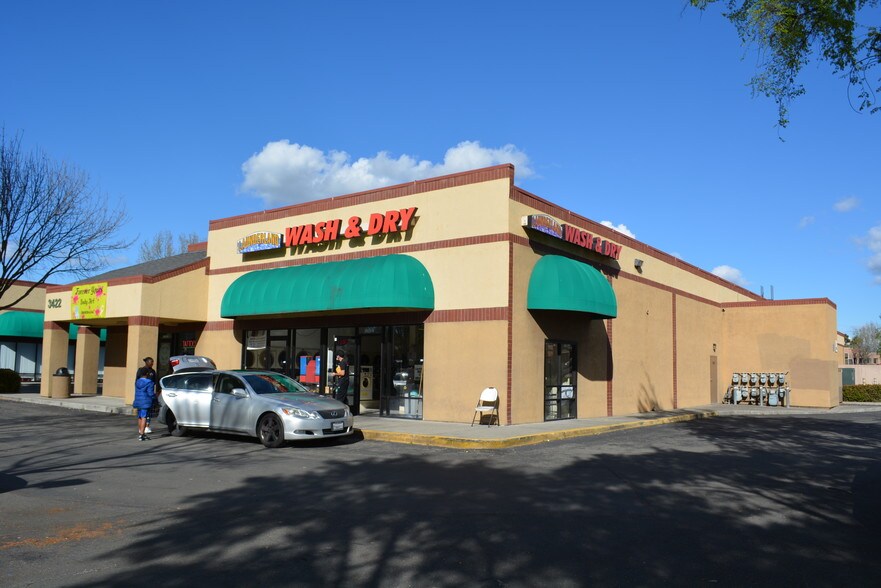 More Photos Of 3410 W Hammer Ln, Stockton Freestanding For Lease
