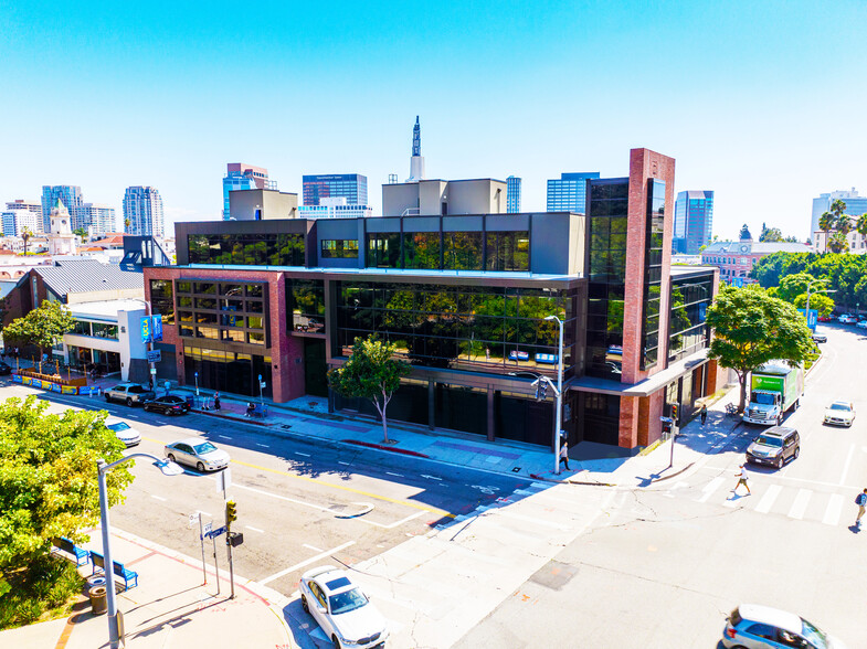 More Photos Of 900 Gayley Ave, Los Angeles Office For Sale