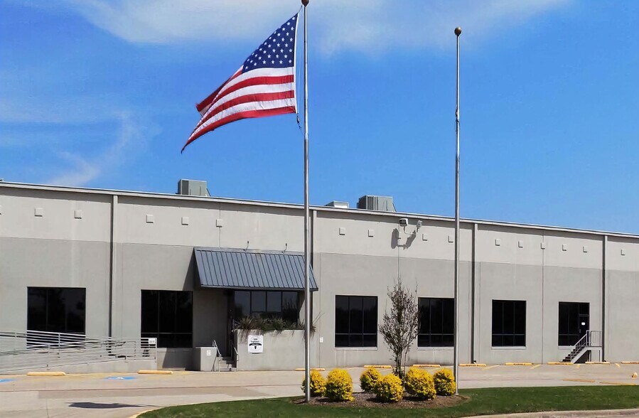 850 Northlake Dr, Coppell, TX 75019 Industrial For Lease