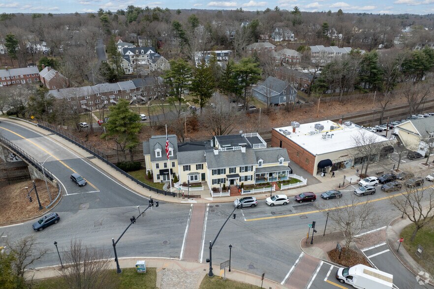 More Photos Of 103 Central St, Wellesley Office For Lease