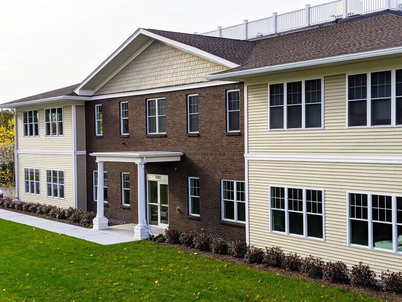 More Photos Of 320 South St, Plainville Medical For Lease