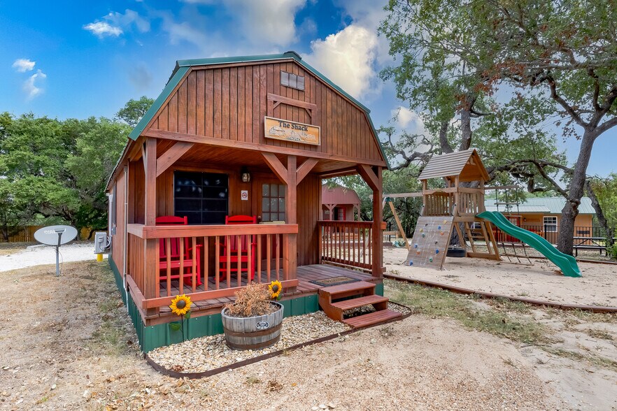 More Photos Of 200 King Ranch Rd, Gatesville Specialty For Sale